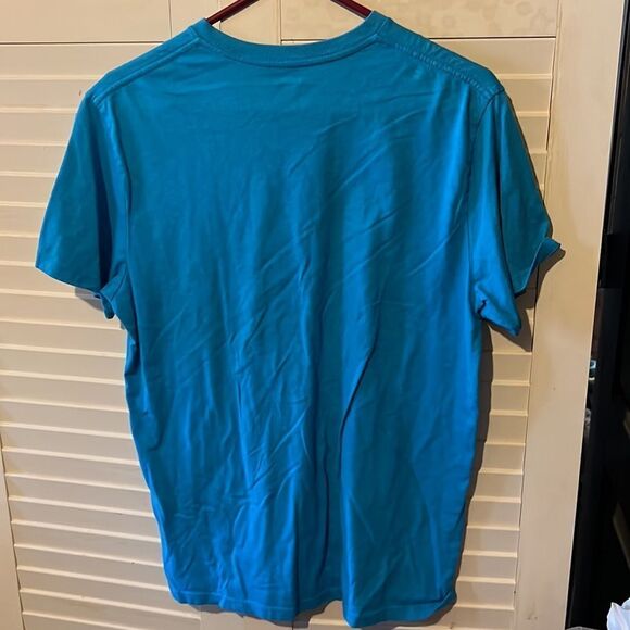 Old Navy V-neck short sleeve shirt - Picture 3 of 3